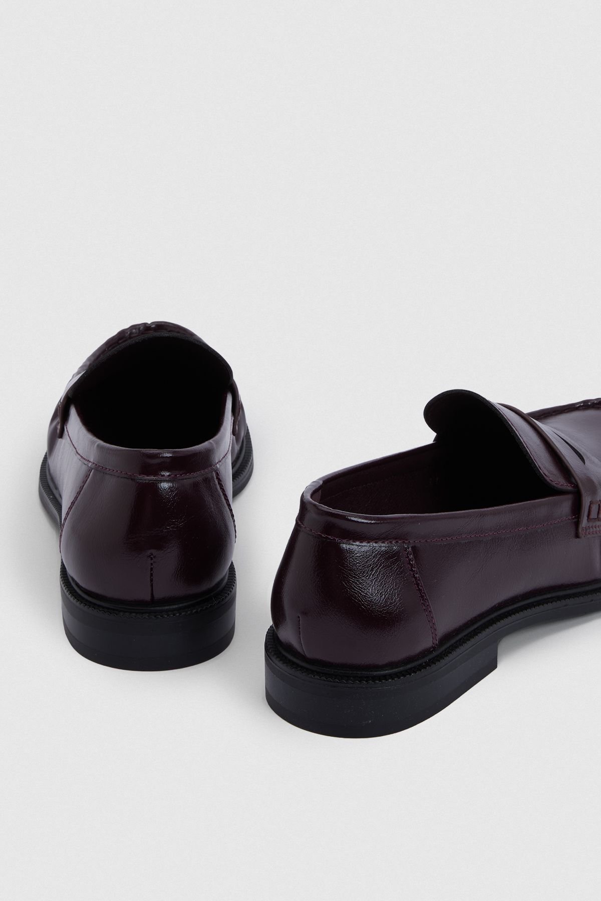 Patent ruched loafers - Plum