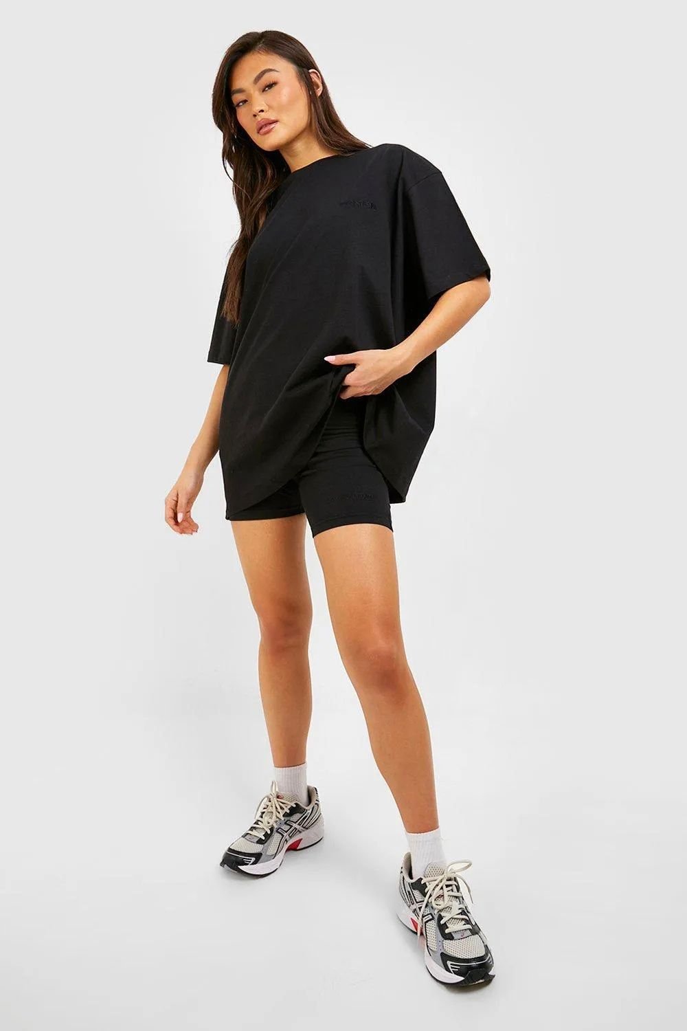 Ensemble de sport t-shirt et short cycliste