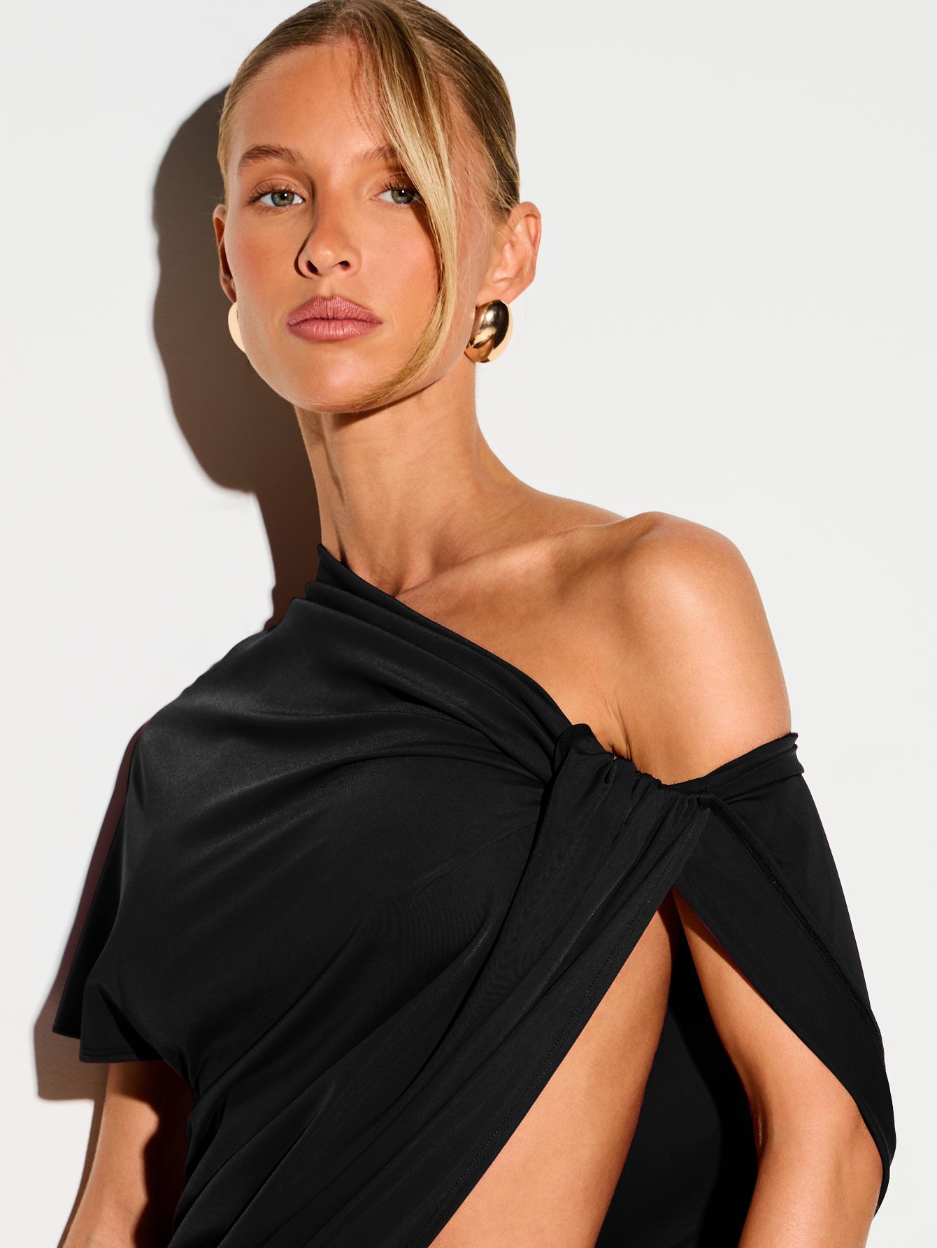 Robe 9sira drapée ktaf 3erya b découpe