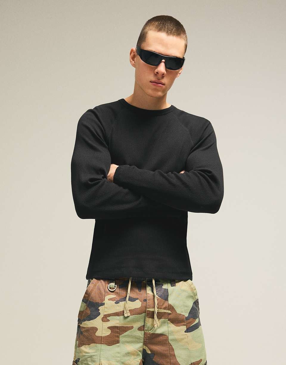 T-shirt slim côtelé à manches longues noir