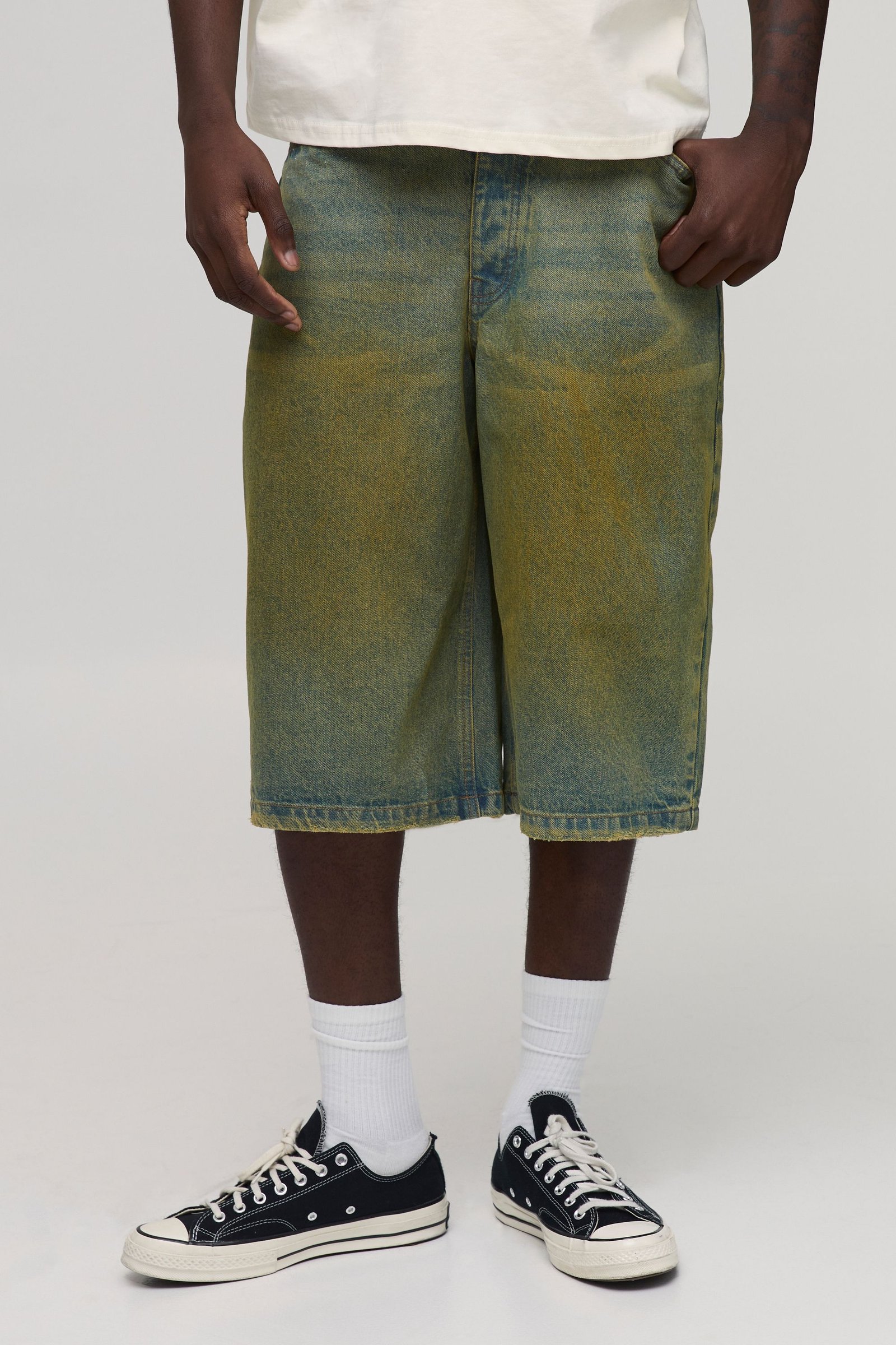 Short En Jean Teinté Longue Coupe