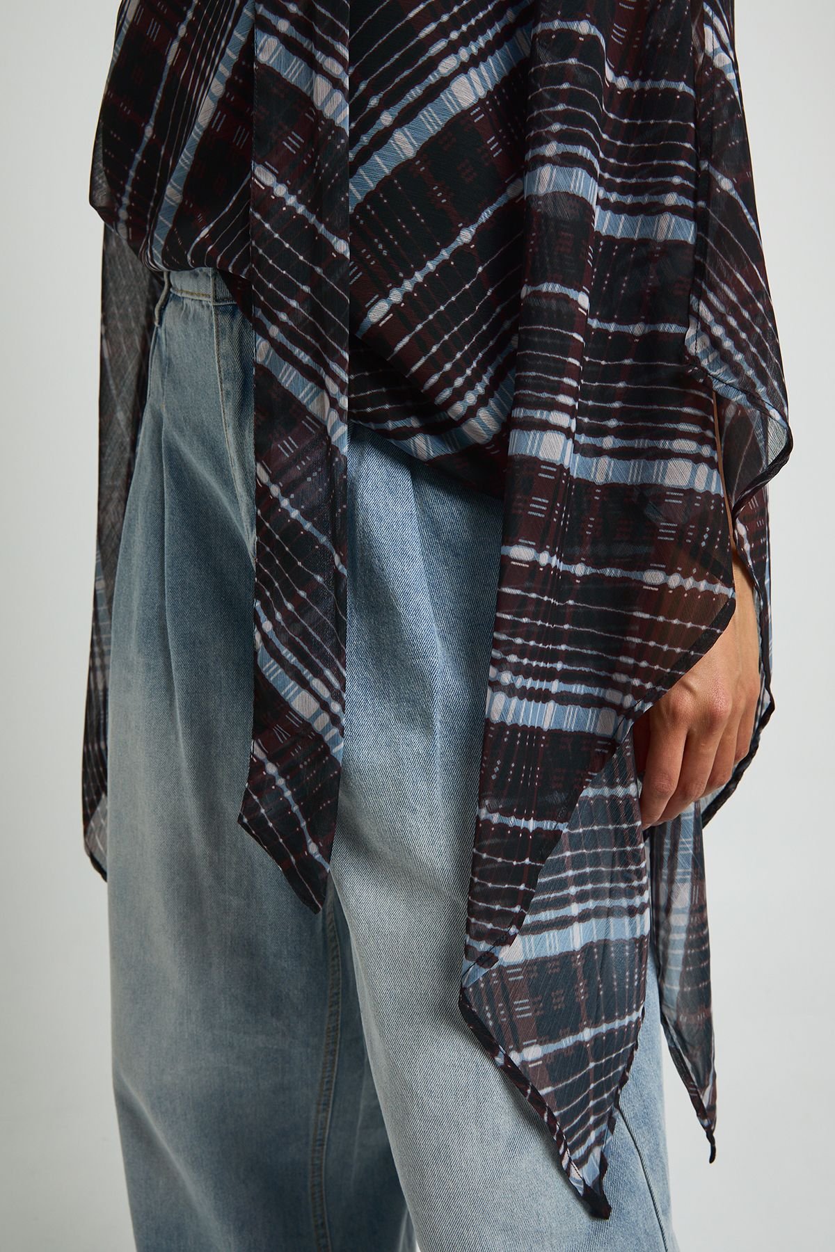Blouse cape foulard à carreaux en mousseline