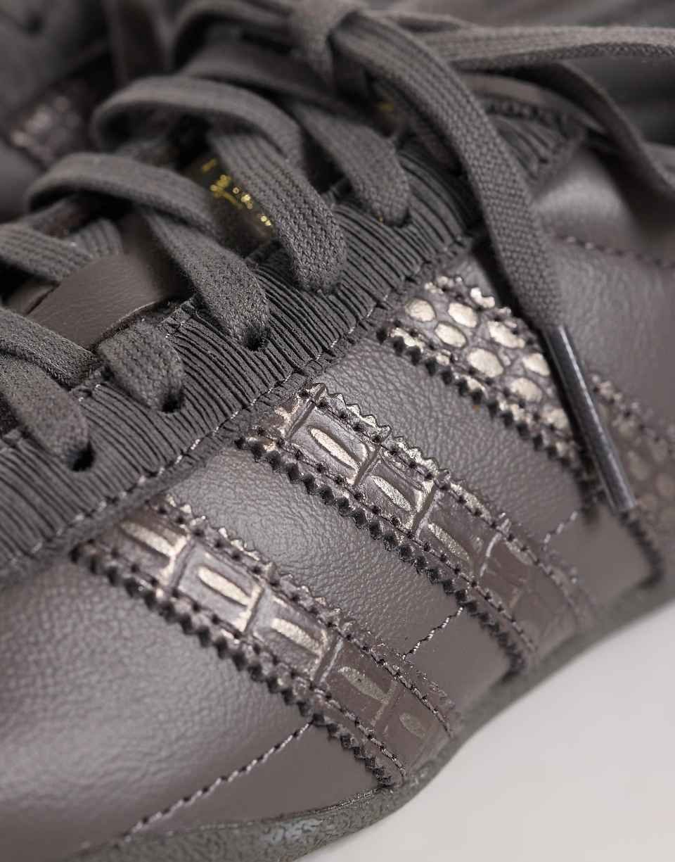 Tokyo trainers in dark grey
