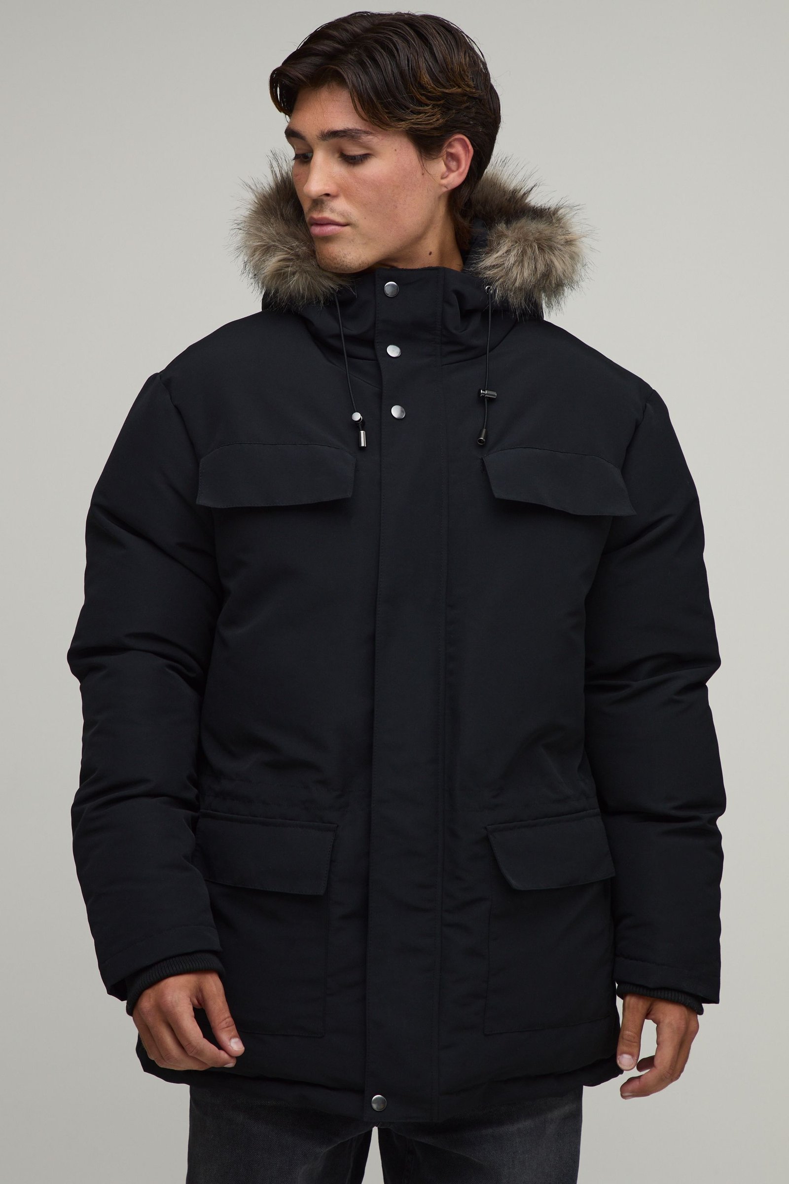 Parka arctique b capuche b cuir synthétique