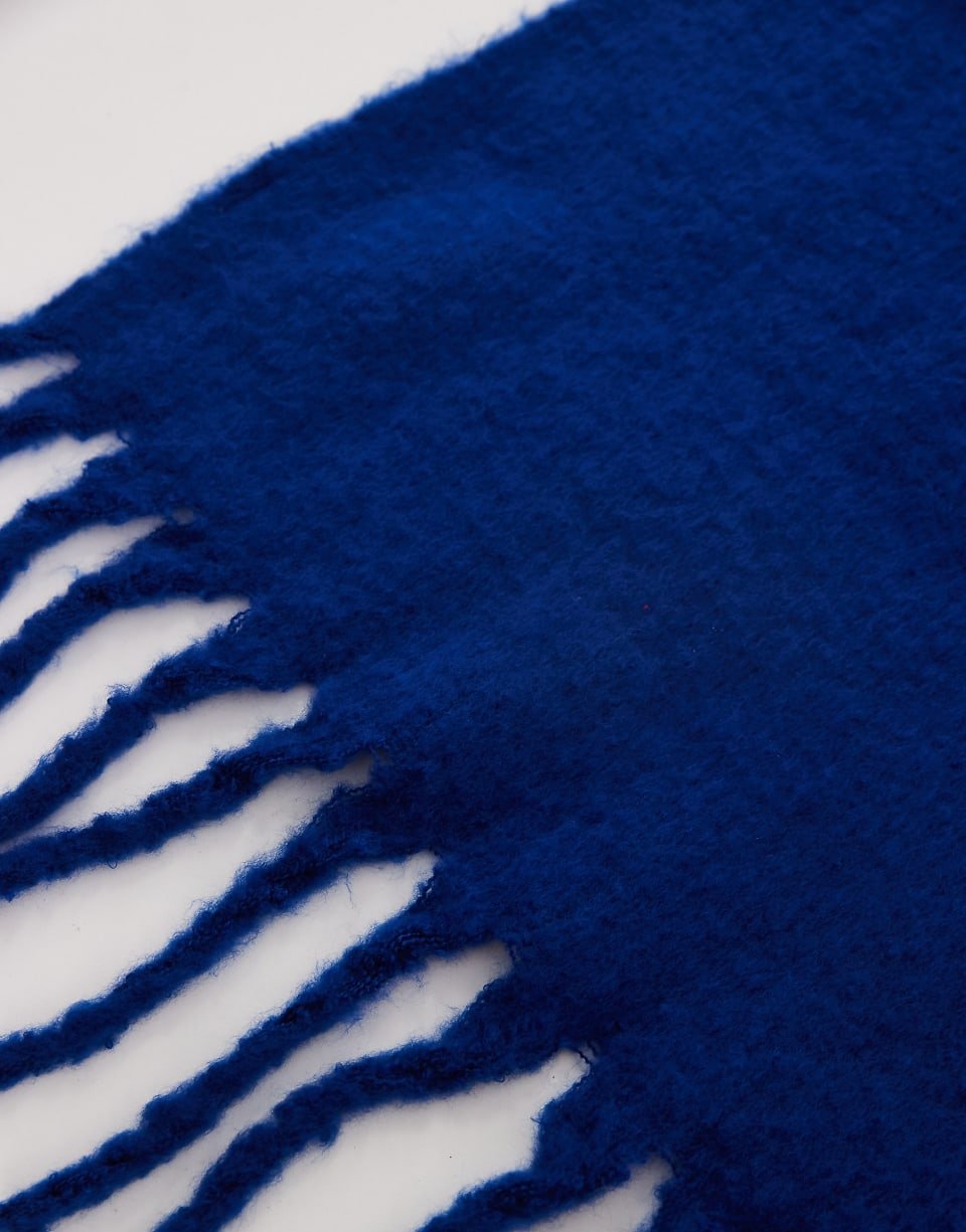 Fringed scarf in cobalt blue