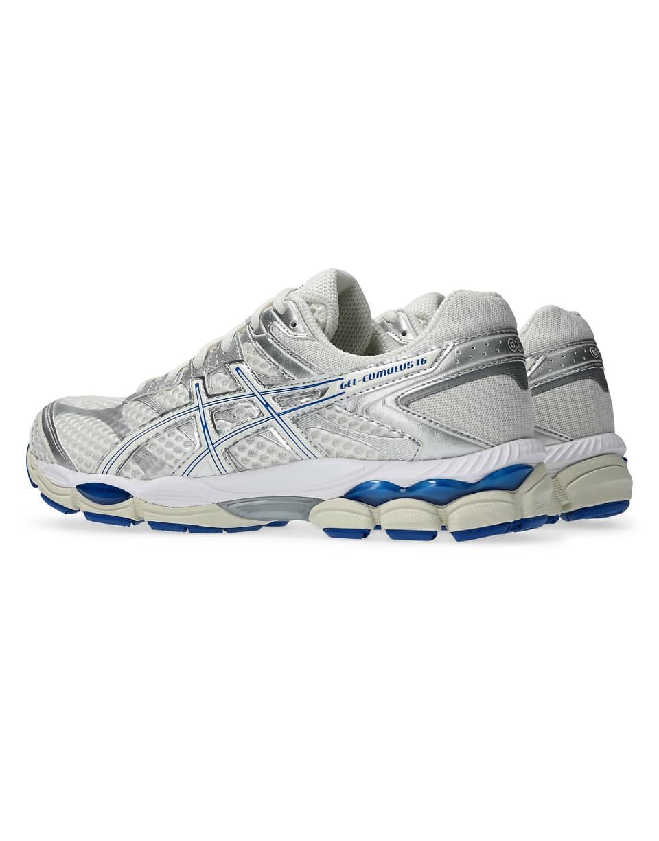 Gel-Cumulus 16 trainers in cream and silver