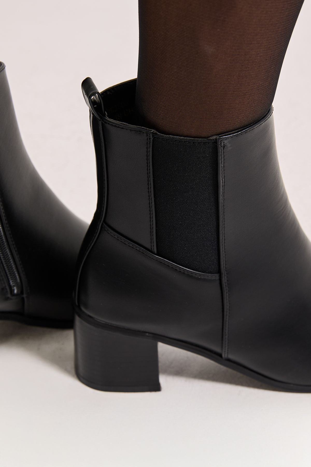 Block heel Chelsea ankle boots - Wide fit