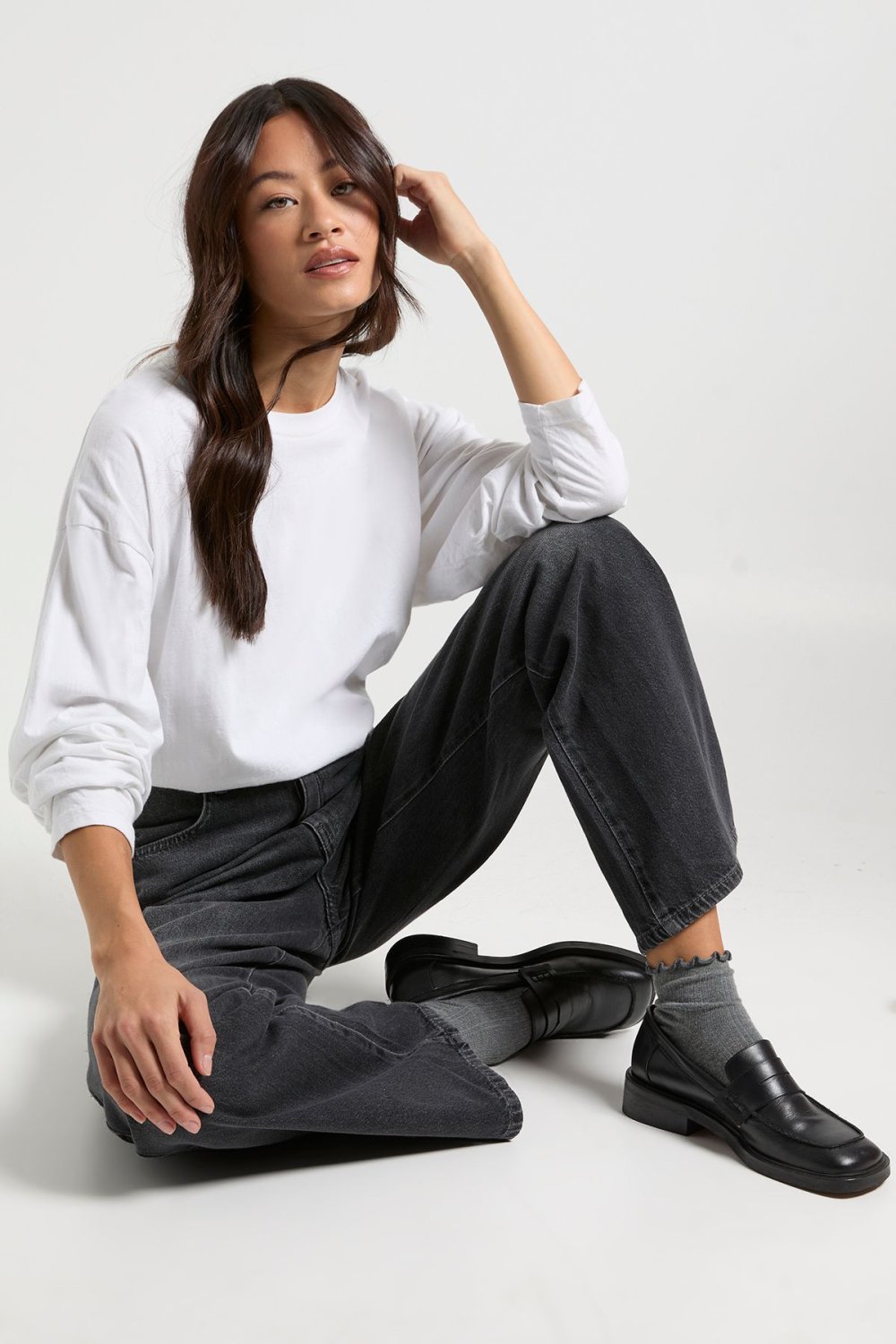 Washed black high-waisted straight leg jeans - Tall