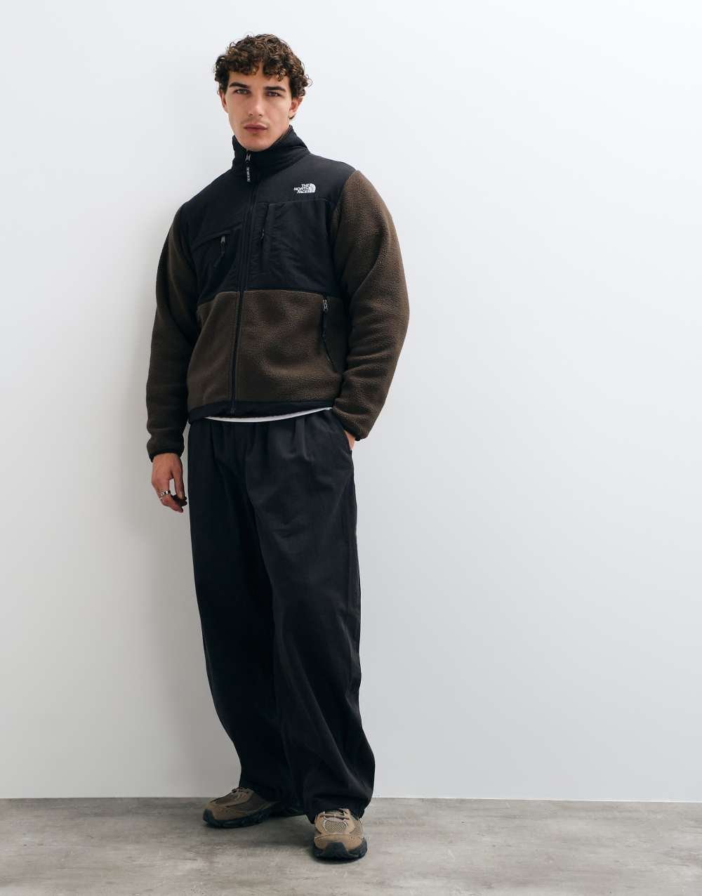 Retro Denali fleece jacket in brown and black