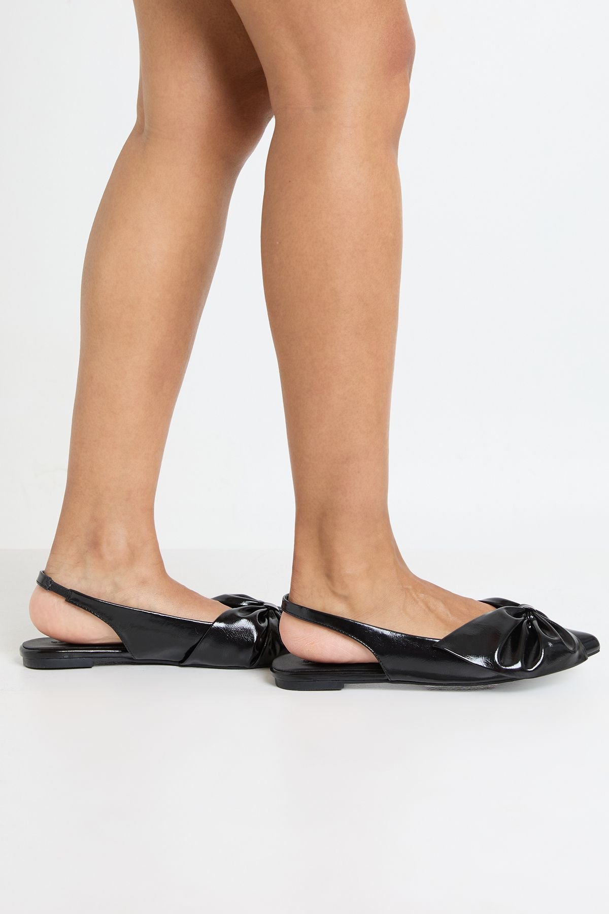 Pointed slingback bow ballet flats