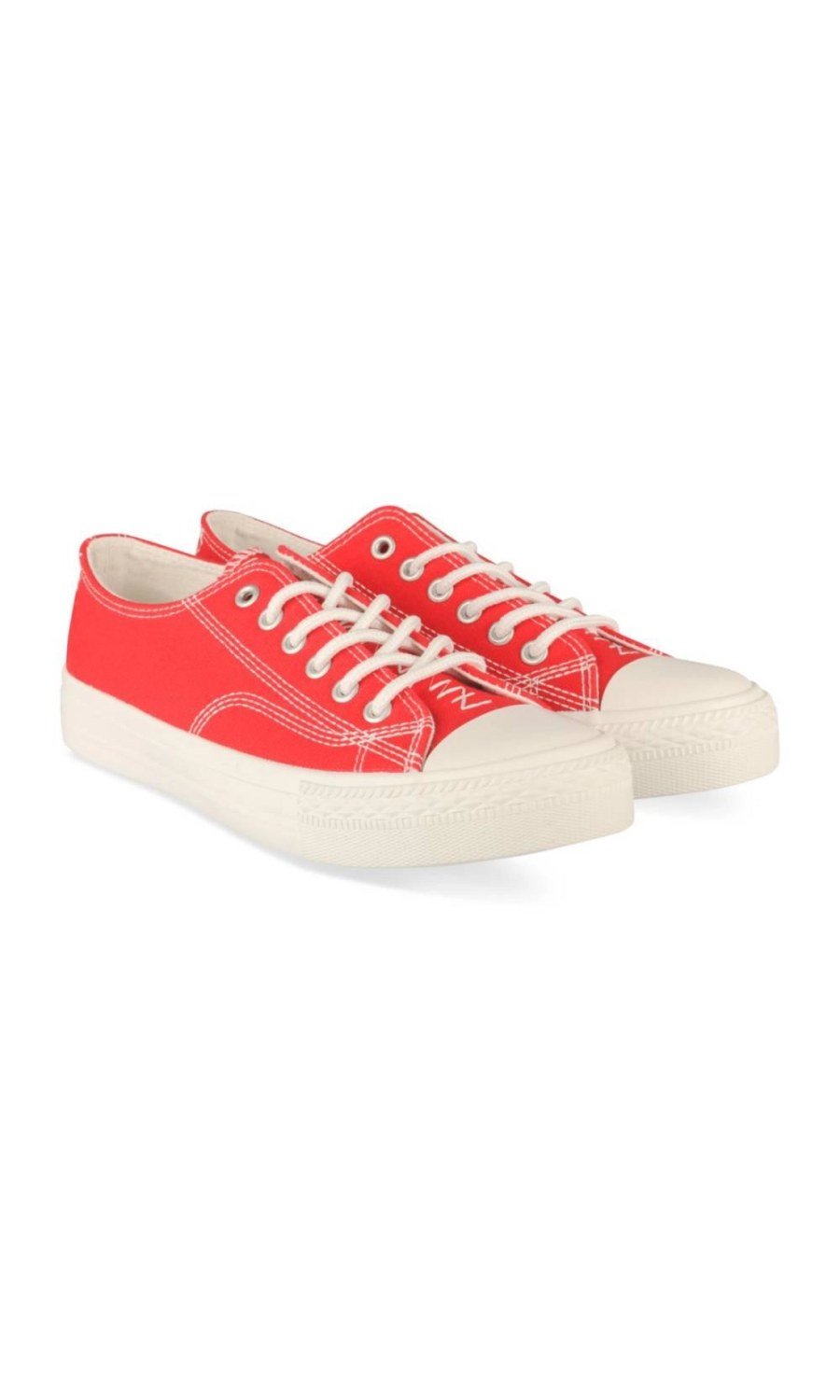 Red canvas sneakers, contrast stitching