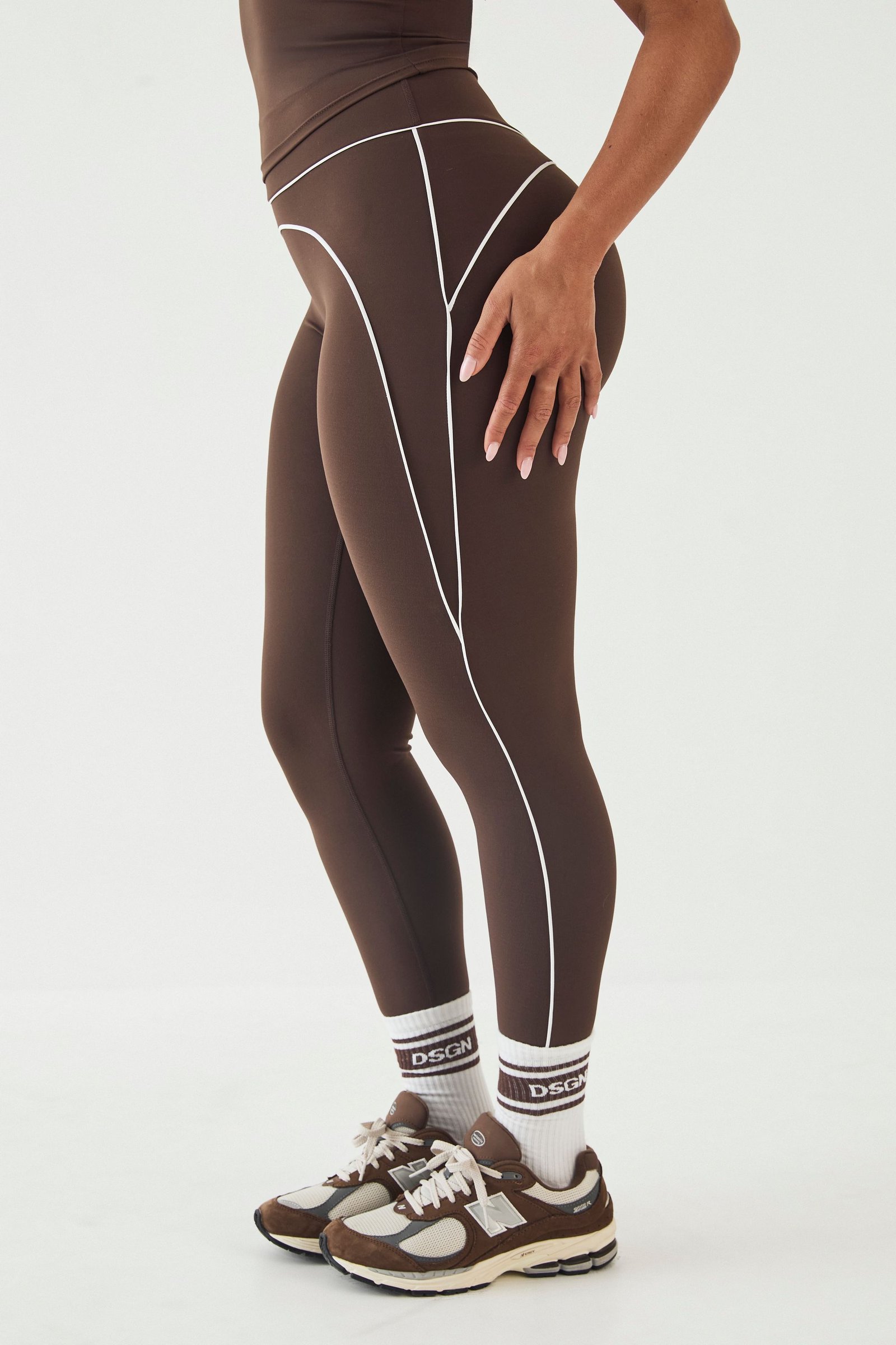 Contrast piping sports leggings