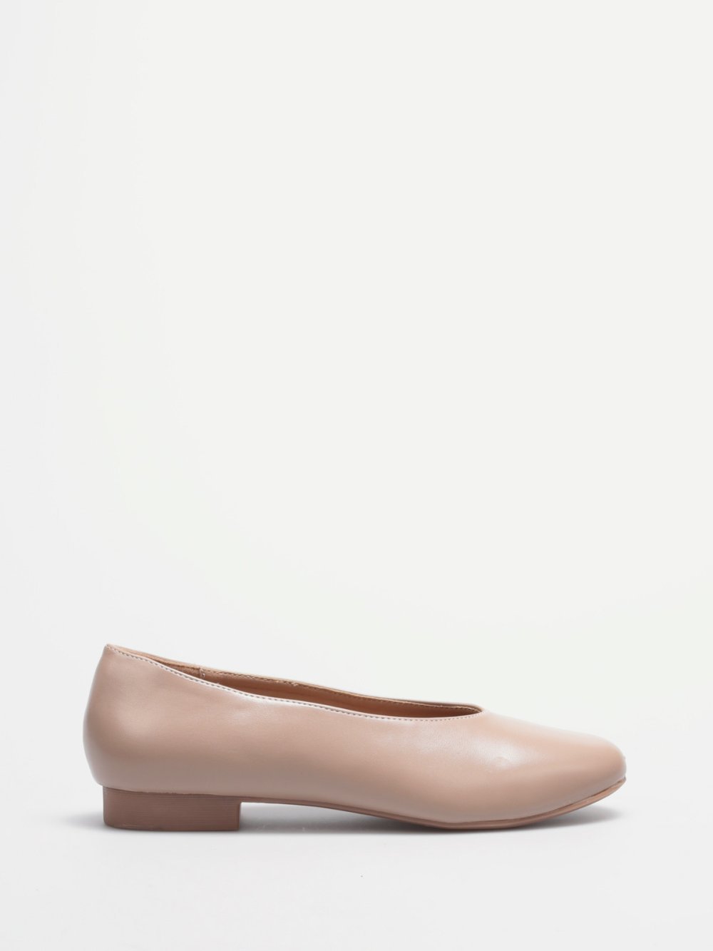 Ballerines à petit talon carré taupe