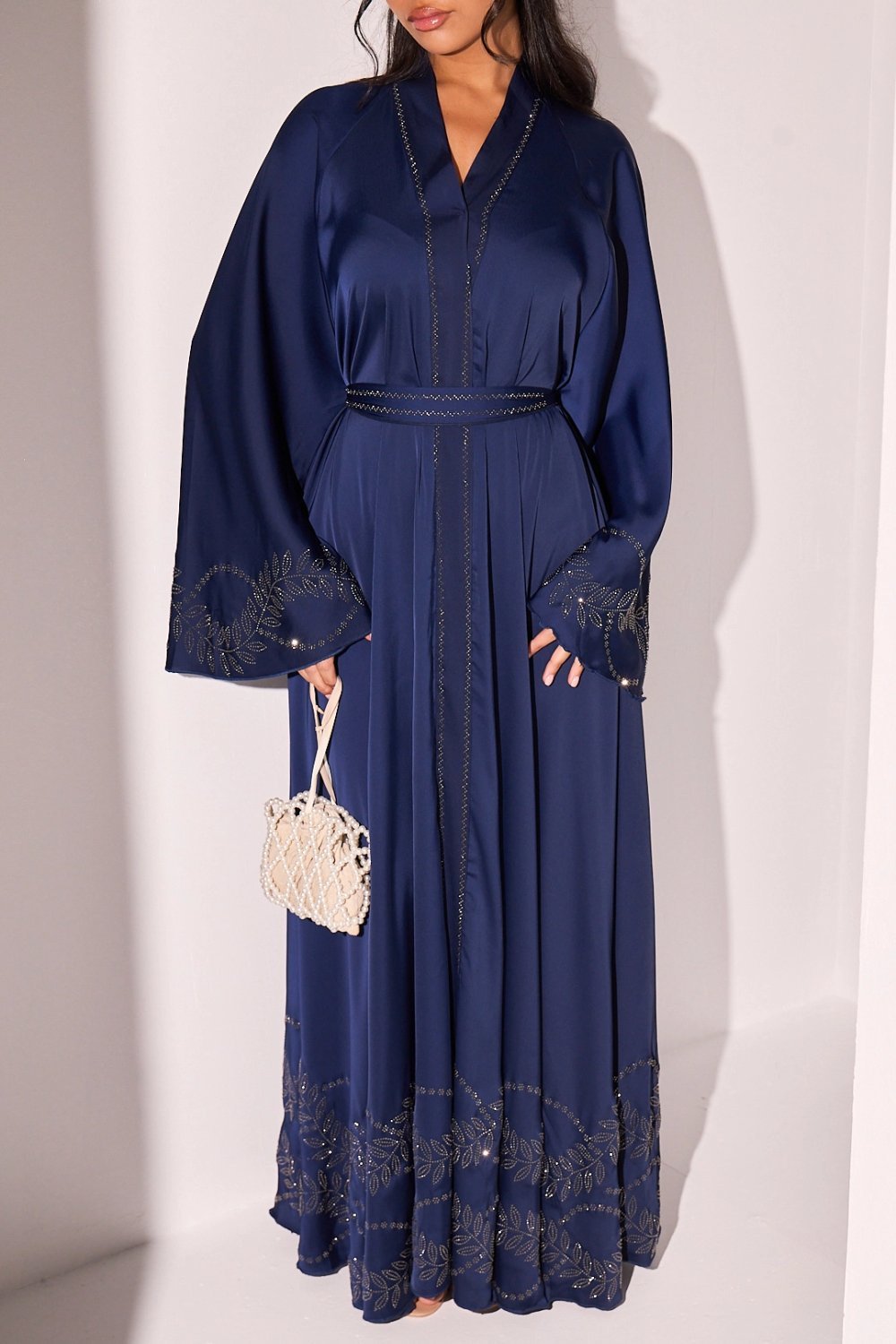 Abaya manches évasées à ligne de strass bleu foncé