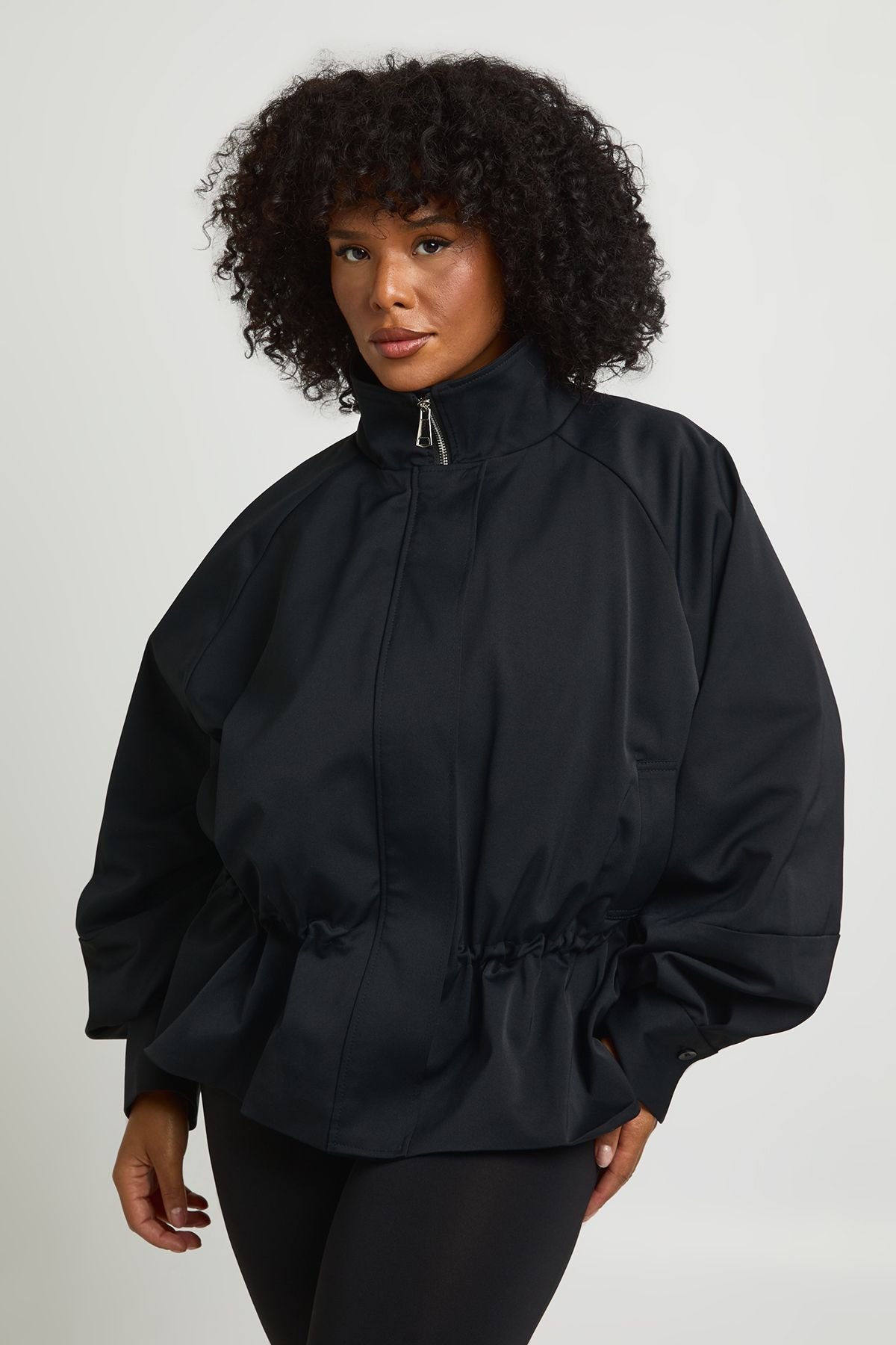 Jakita b col 3ali w taille mdiyqa - Taille kbira