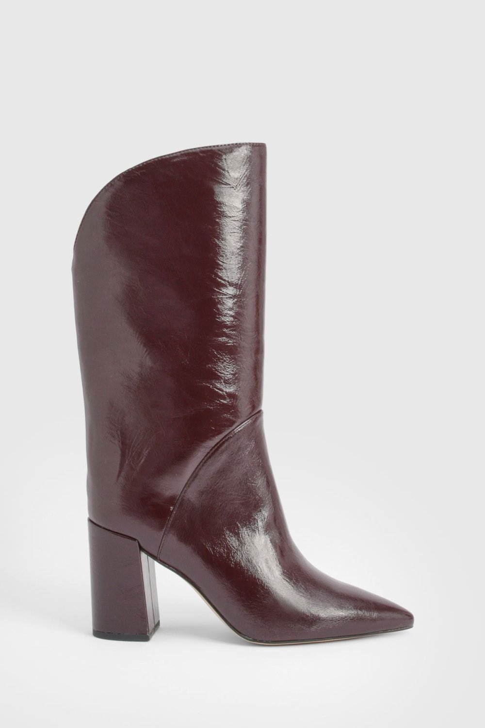 Slim-heel knee-high boots