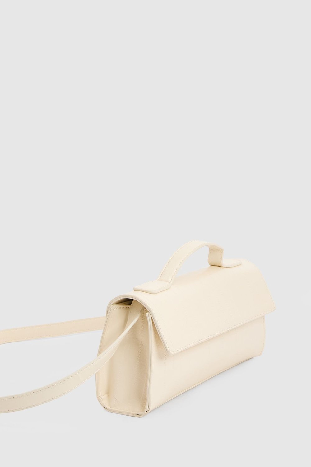 White rectangular grab bag