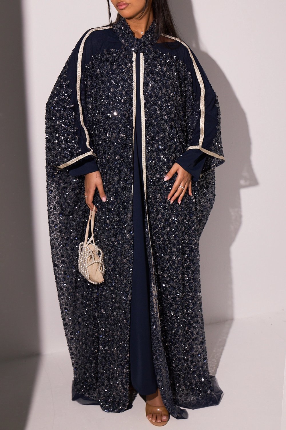 Robe et kimono à strass bleu marine argenté