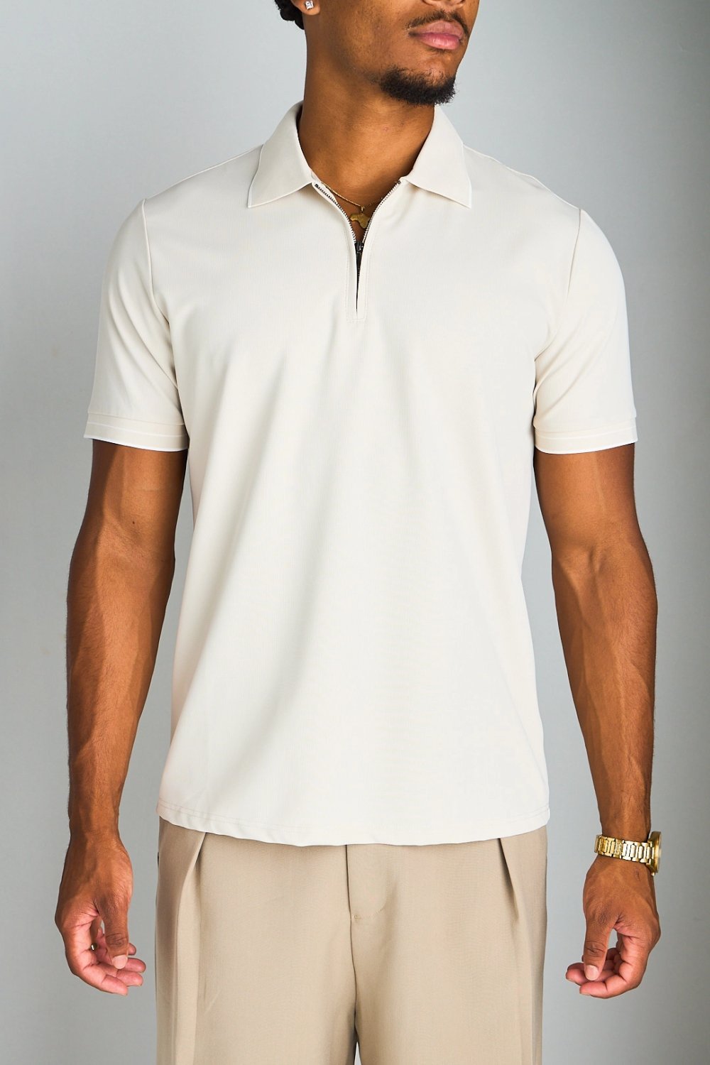 Polo manches courtes à col zippé beige