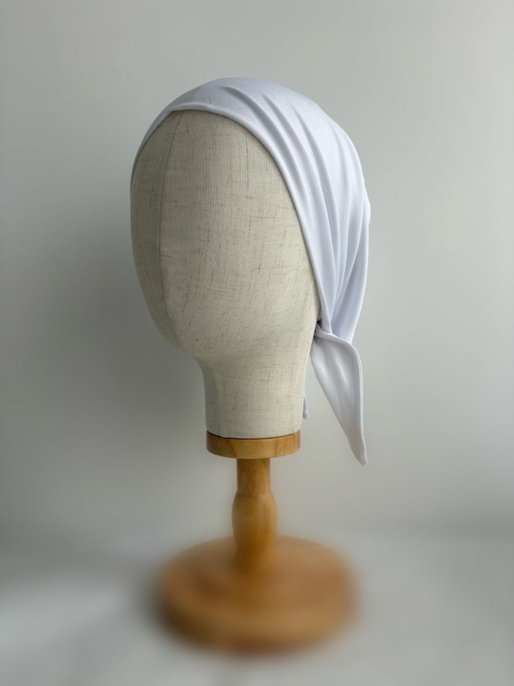 Tie-back jersey underscarf bonnet - White