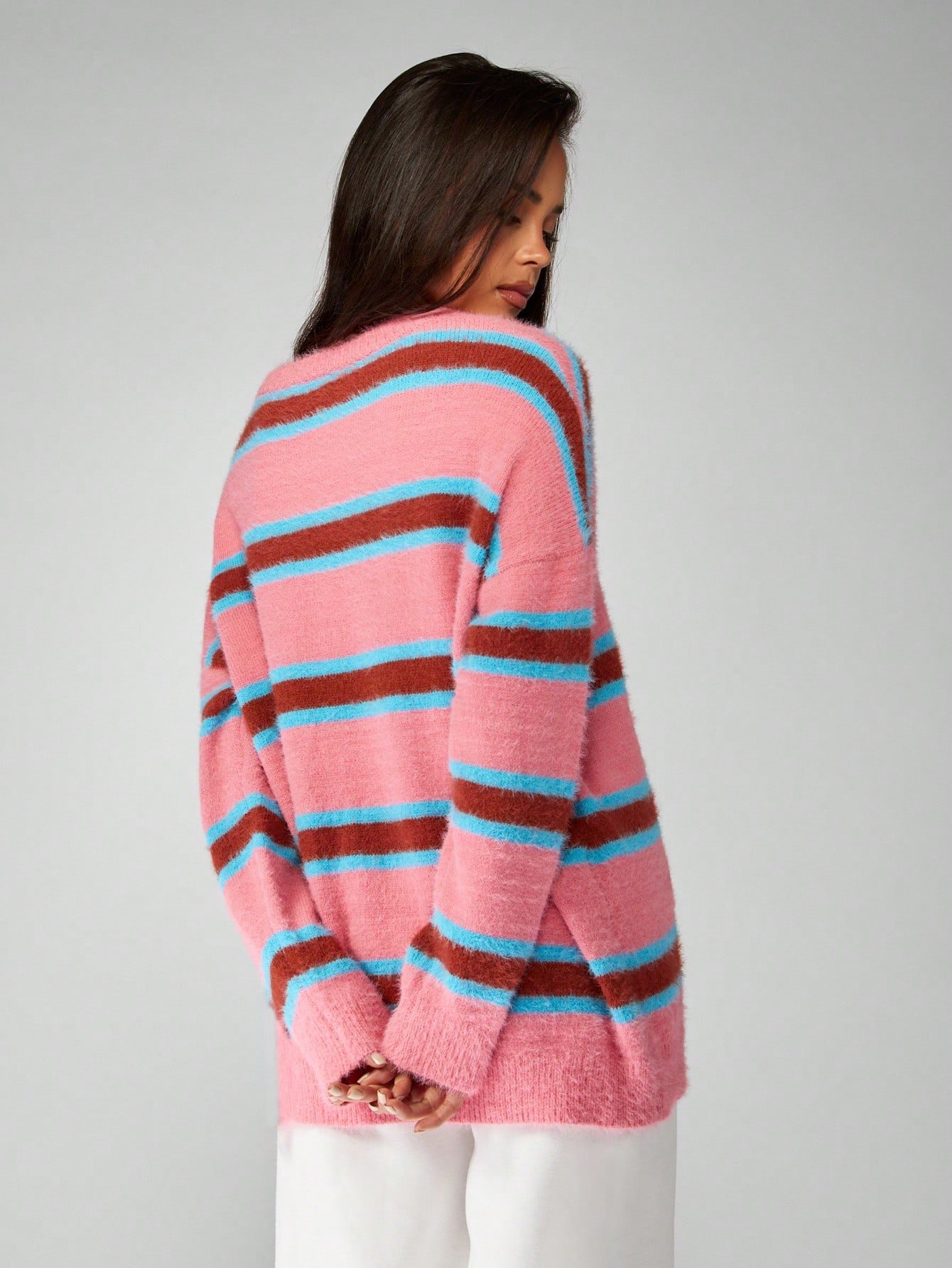 Pull oversize rayé en maille à manches longues