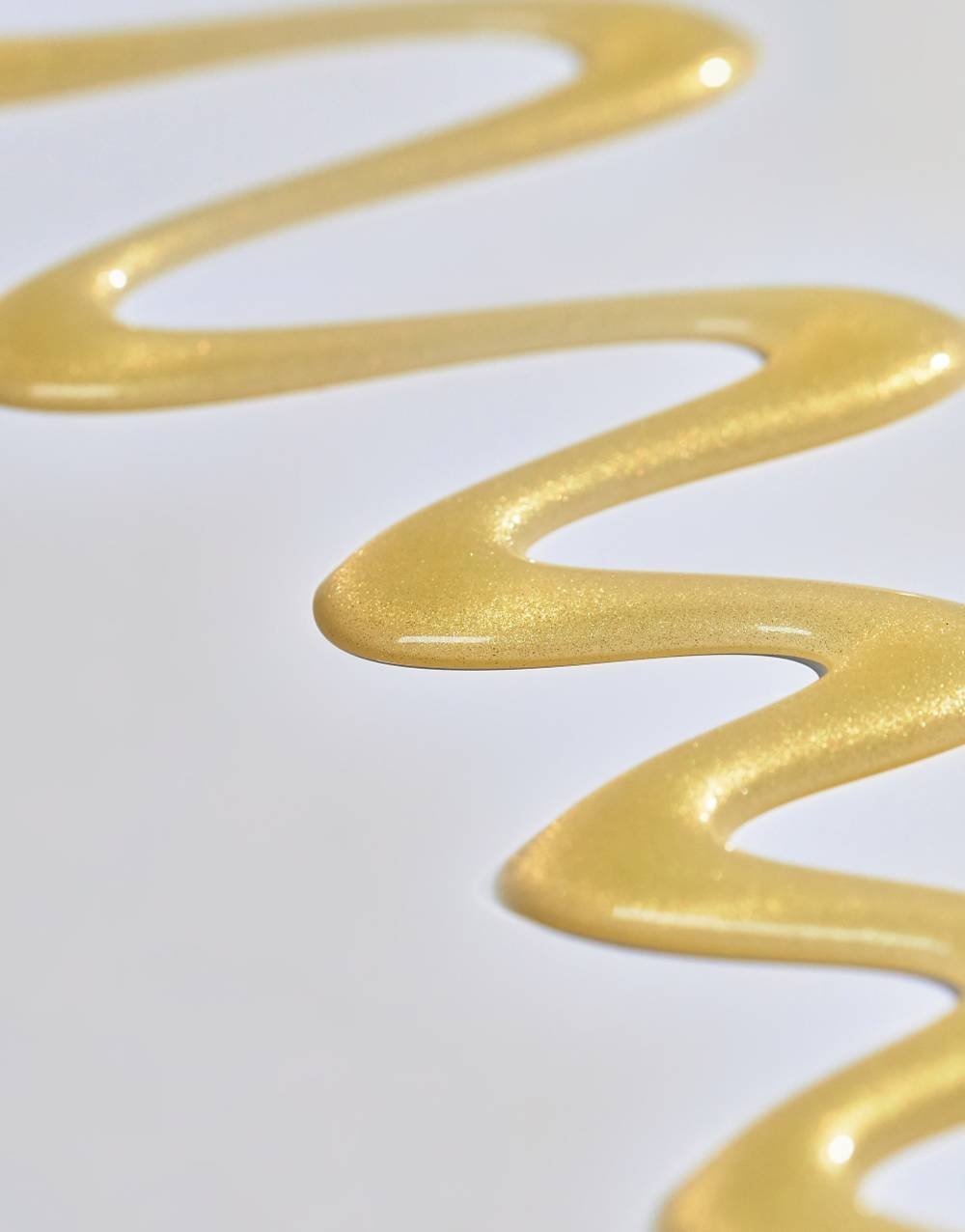Cleansing shower oil with golden particles - 200 ml
