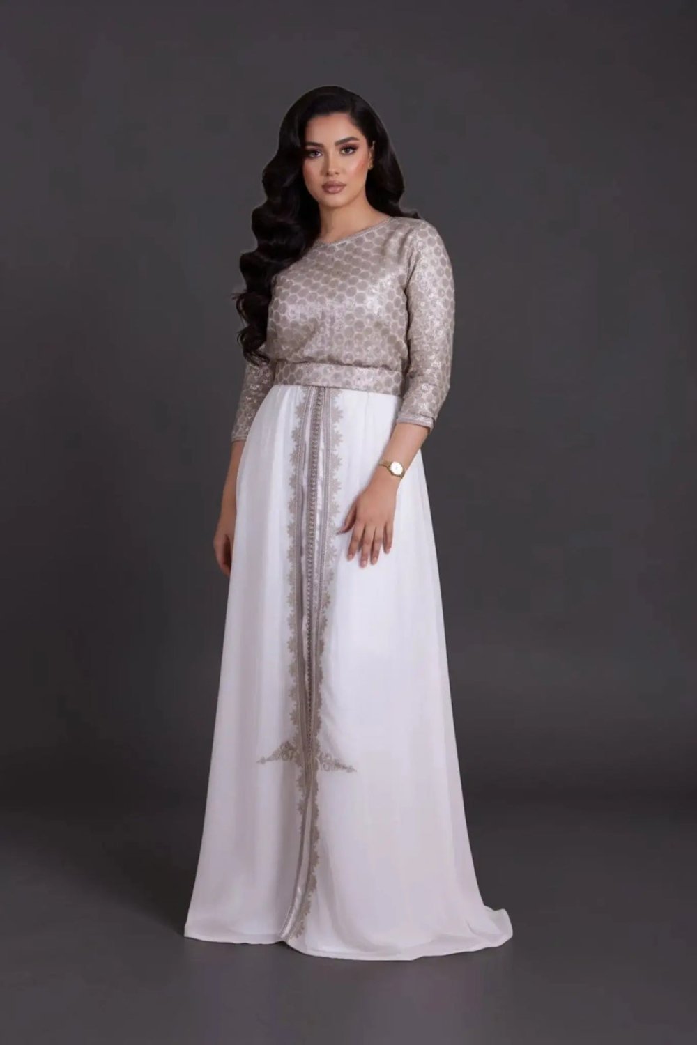 Takchita b sequins taupe w mousseline bida mtarza