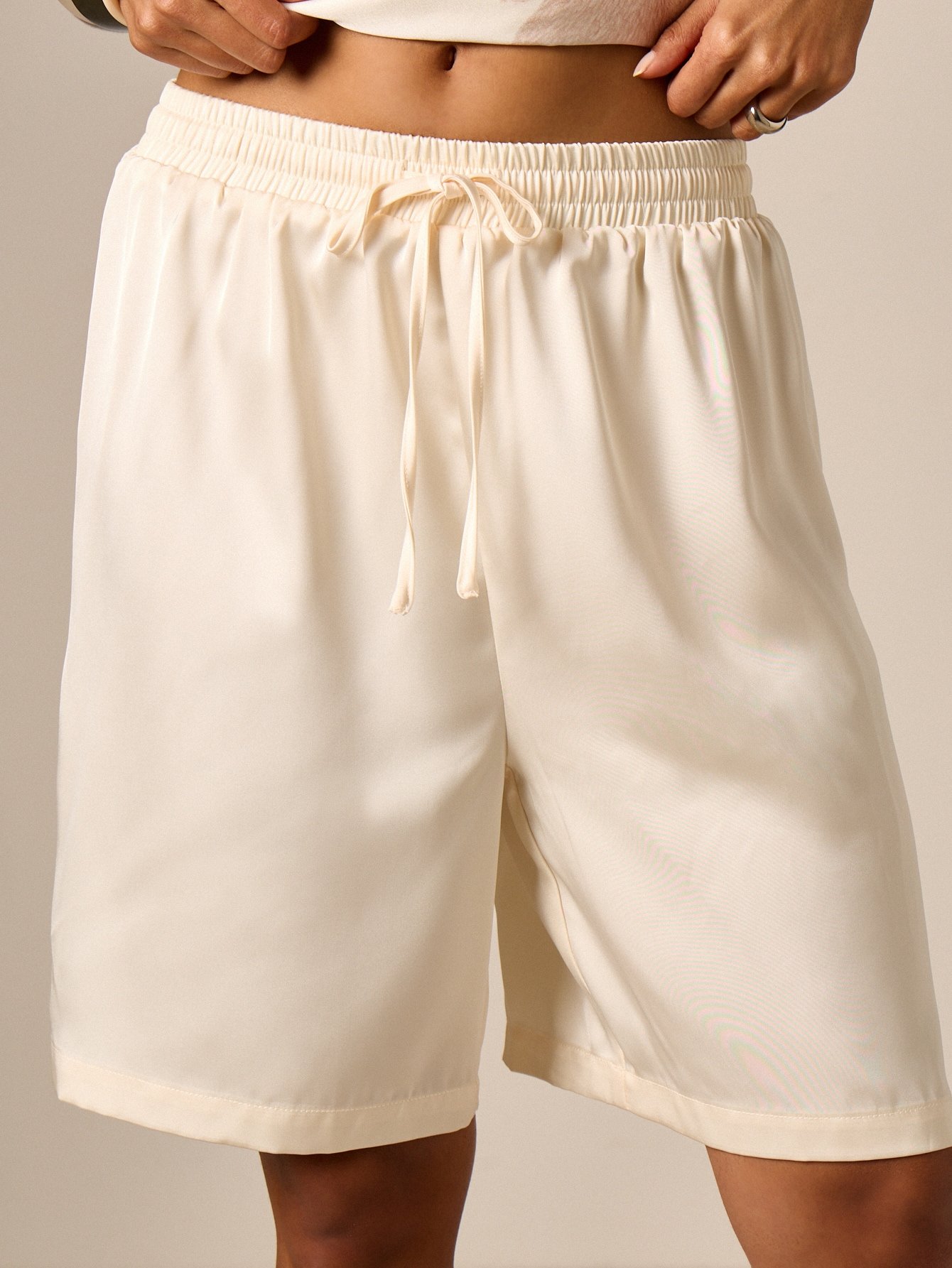 Relaxed fit satin Bermuda shorts