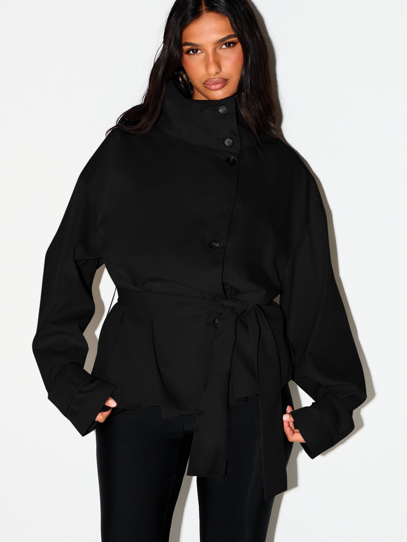 Veste oversize ceinturée à col montant