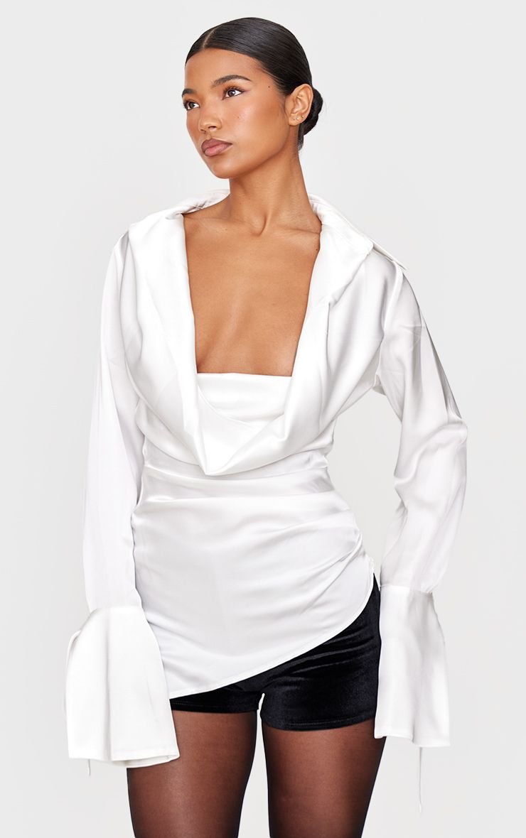 Chemisier Asymétrique En Satin À Col Bénitier