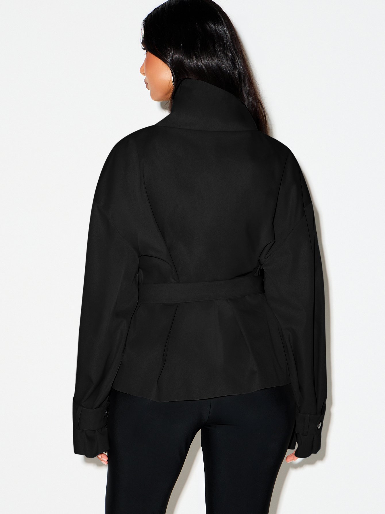 Veste oversize ceinturée à col montant