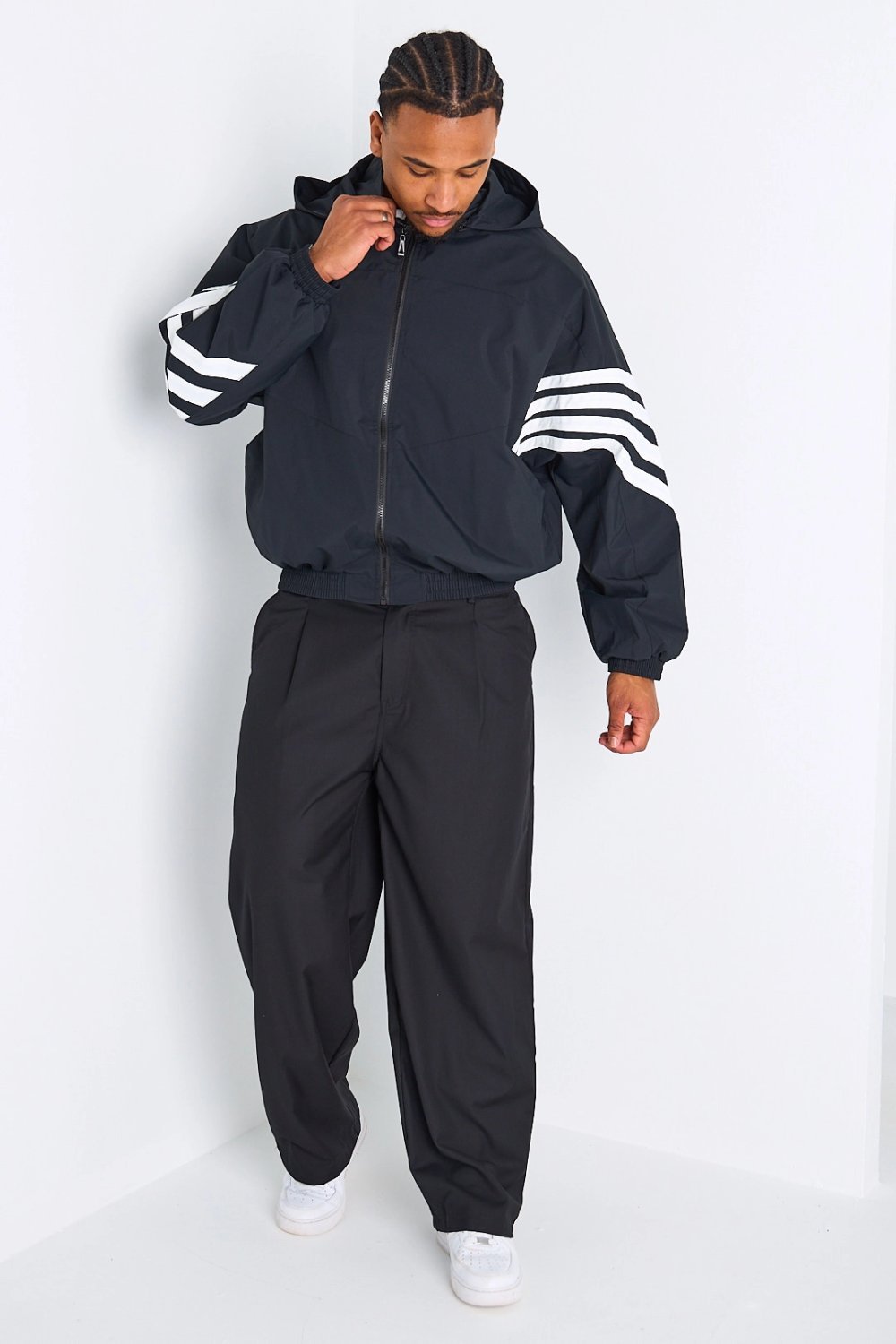Veste sport b capuche kat7ayed k7la