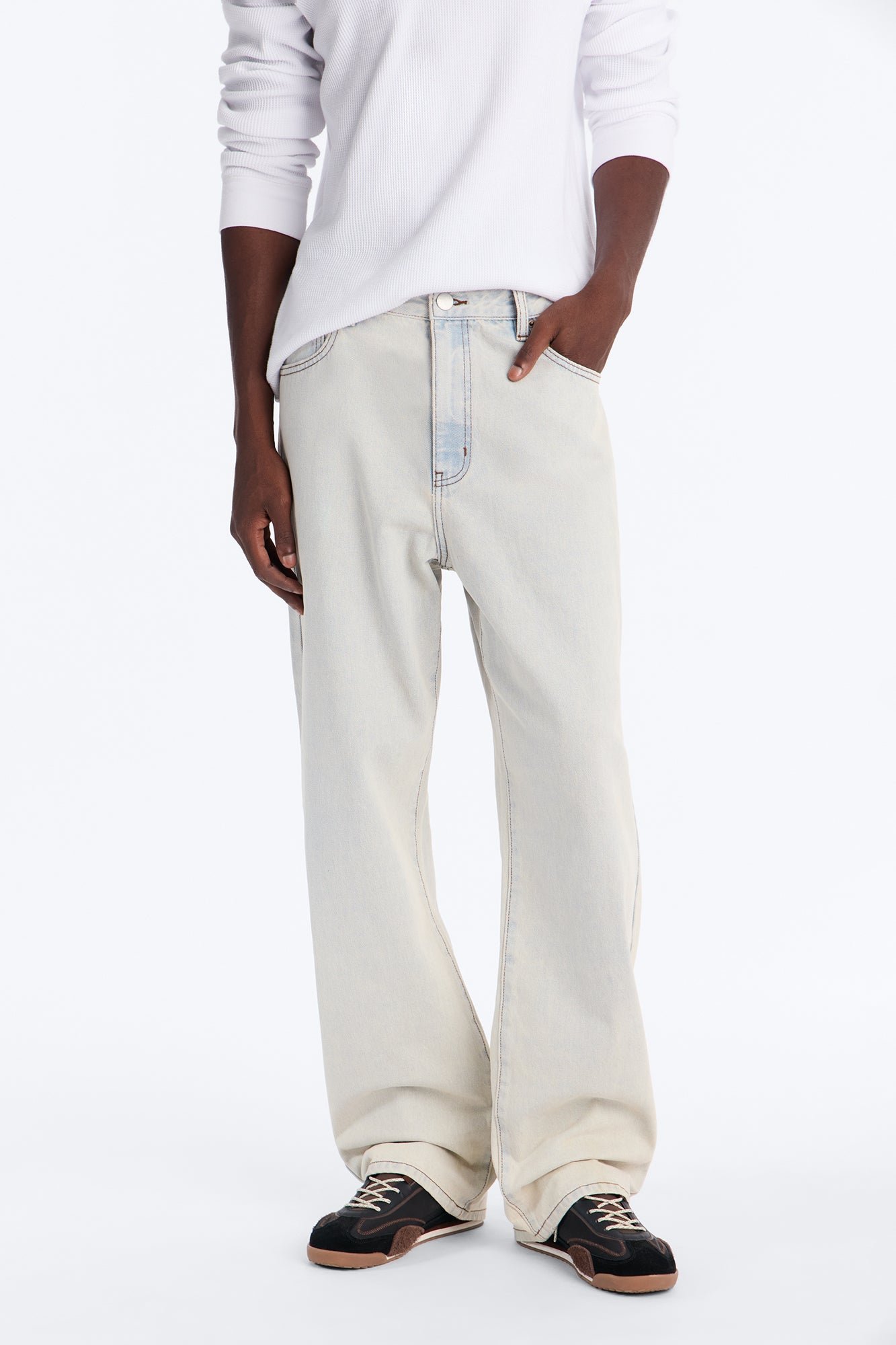 Relaxed fit jean