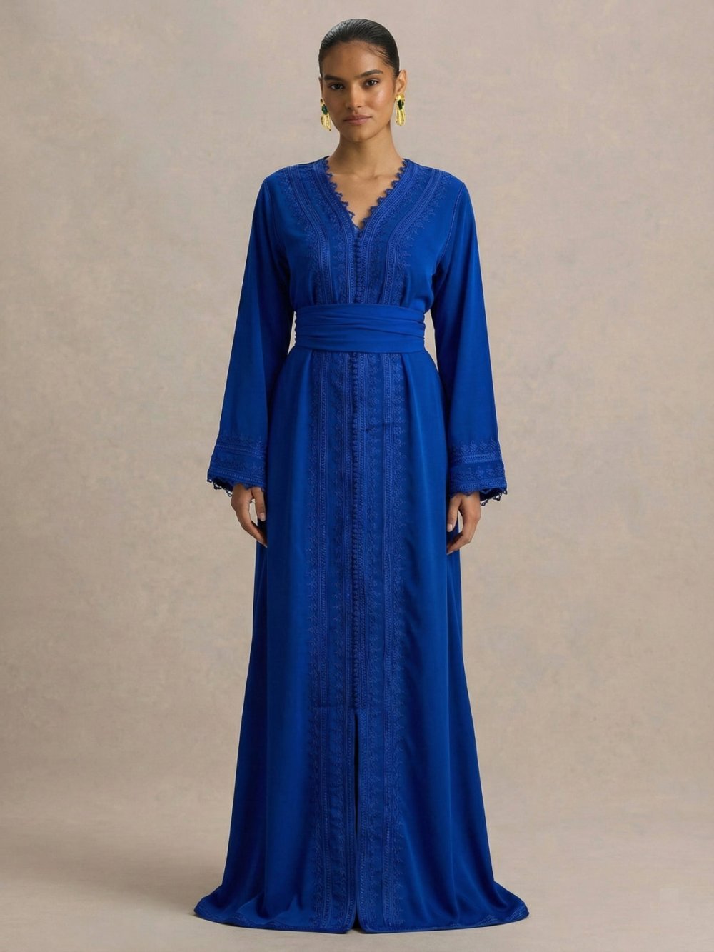 Royal blue crêpe kaftan with flared sleeves
