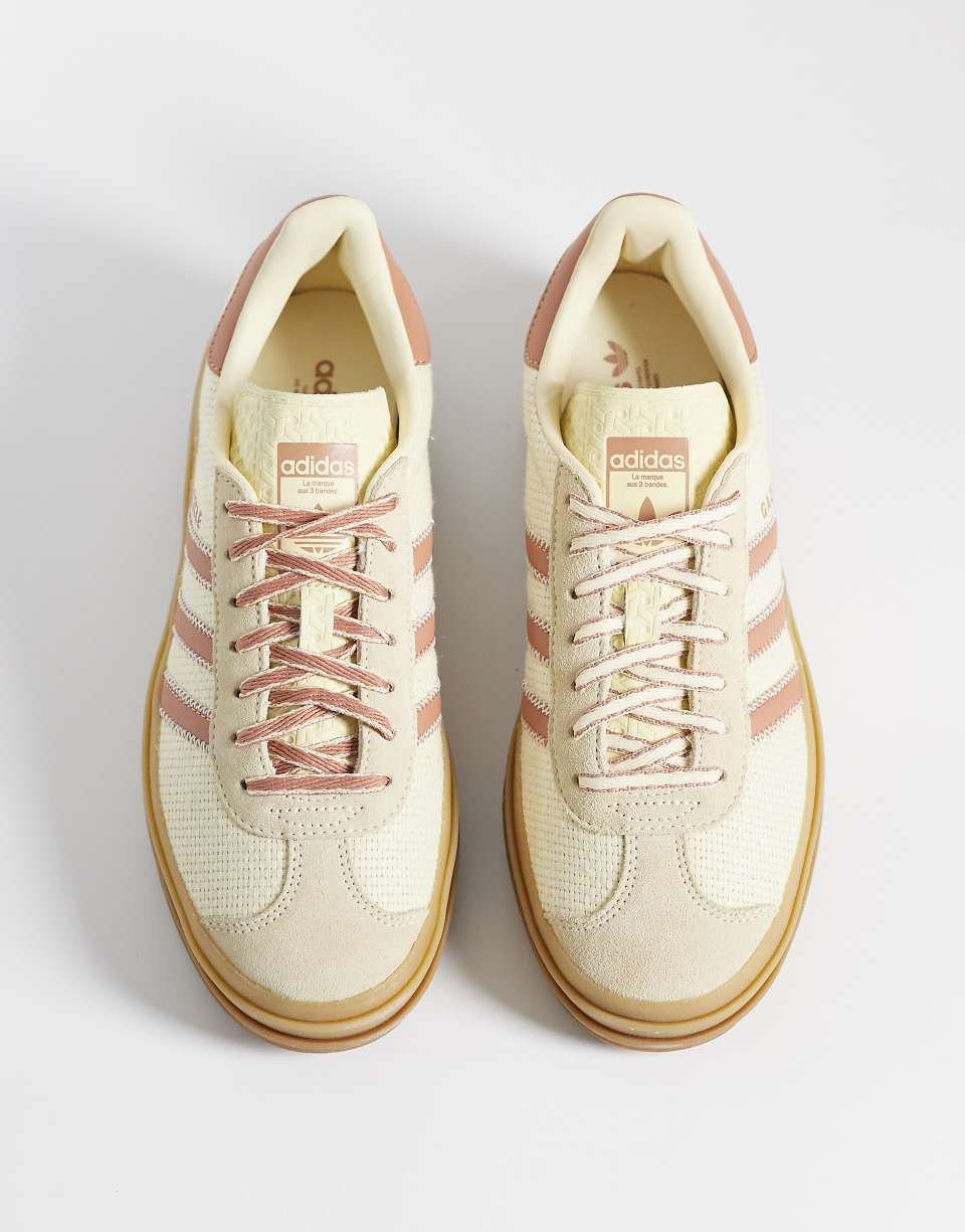 Baskets Gazelle Bold crème et rose