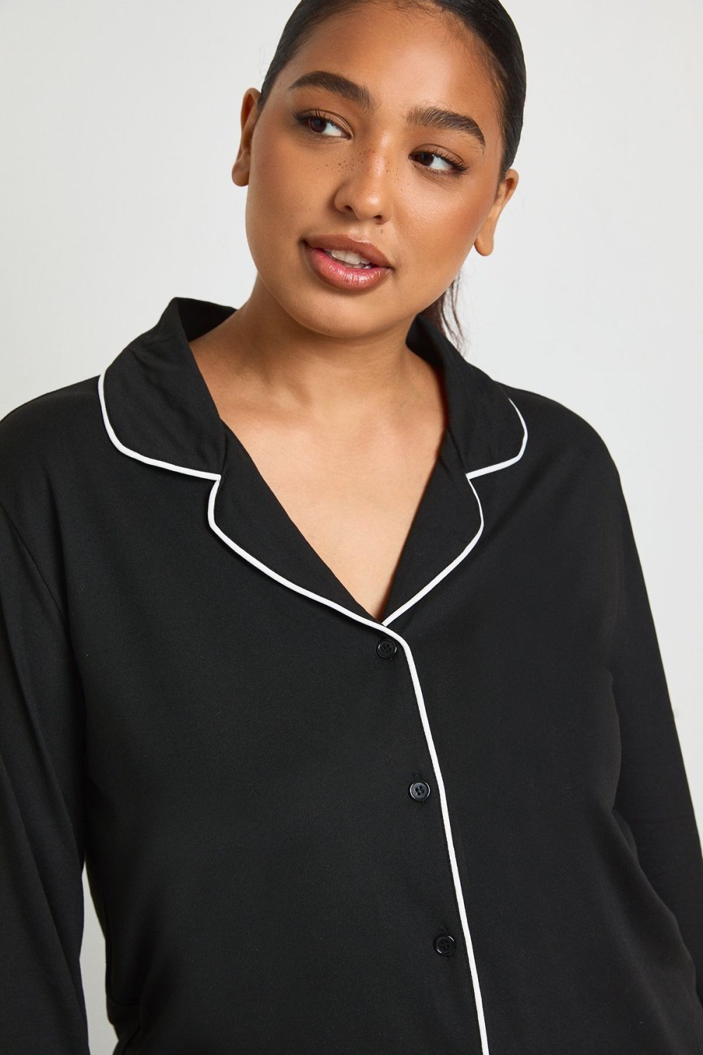 Pyjama chemise et pantalon à passepoil - Grande taille