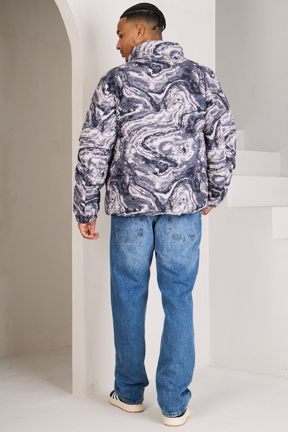 Dark grey marble-print puffer jacket