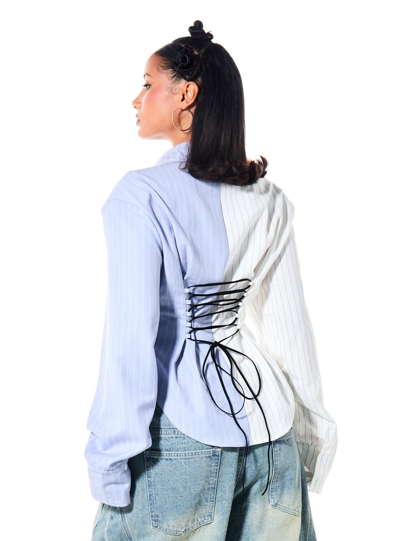 Chemise 9sira oxford b khtout rqaq w dher corset