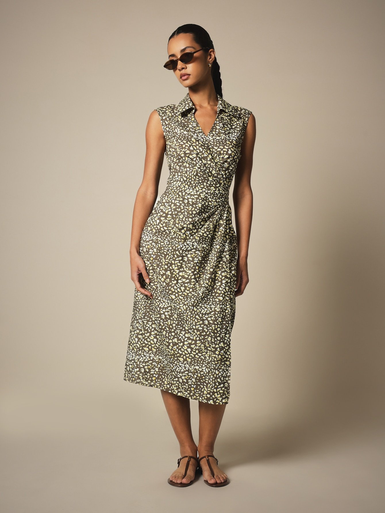 Robe Mi-Longue D'été Avec Col Imprimé