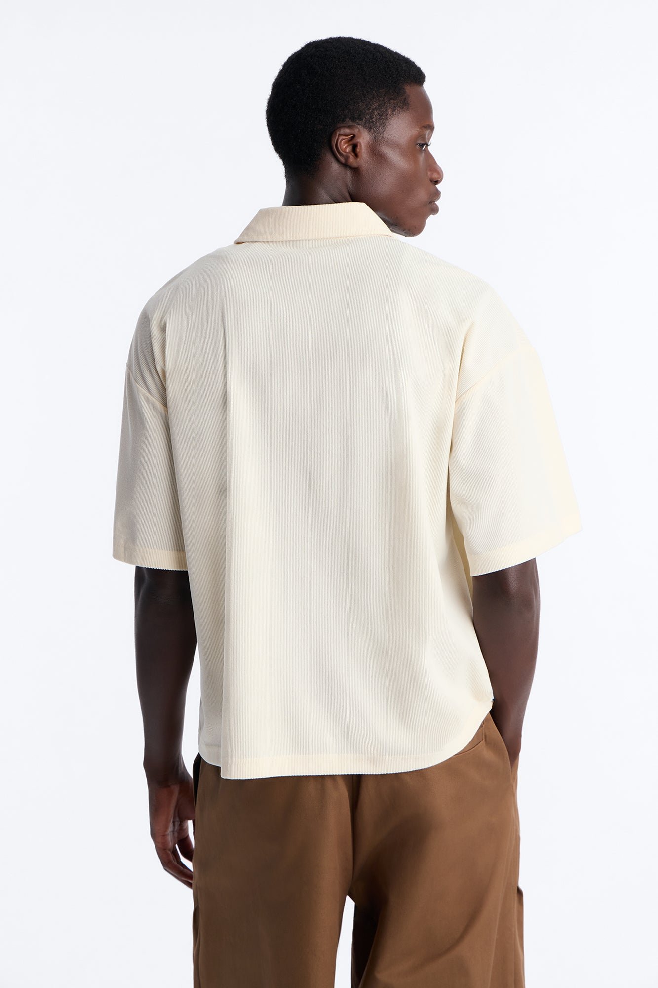 Chemise carrée en velours côtelé