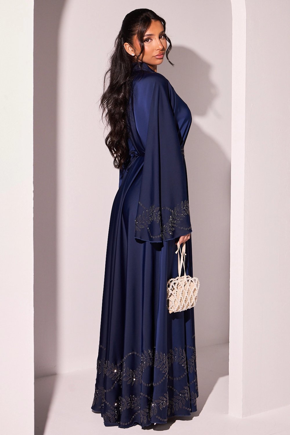 Abaya manches évasées à ligne de strass bleu foncé