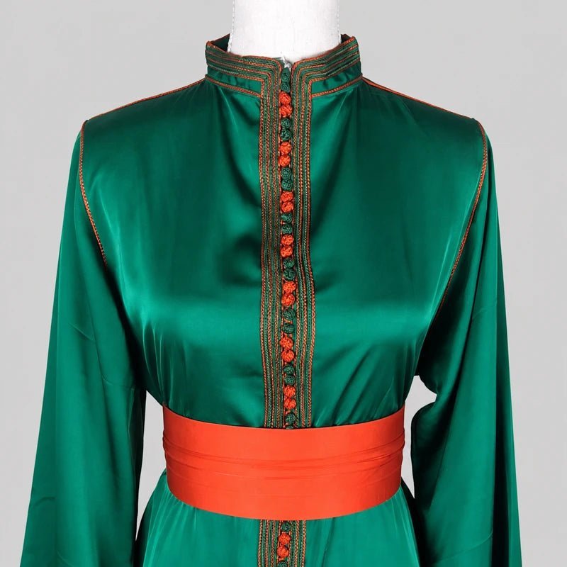 Caftan drap de soie vert doublé orange