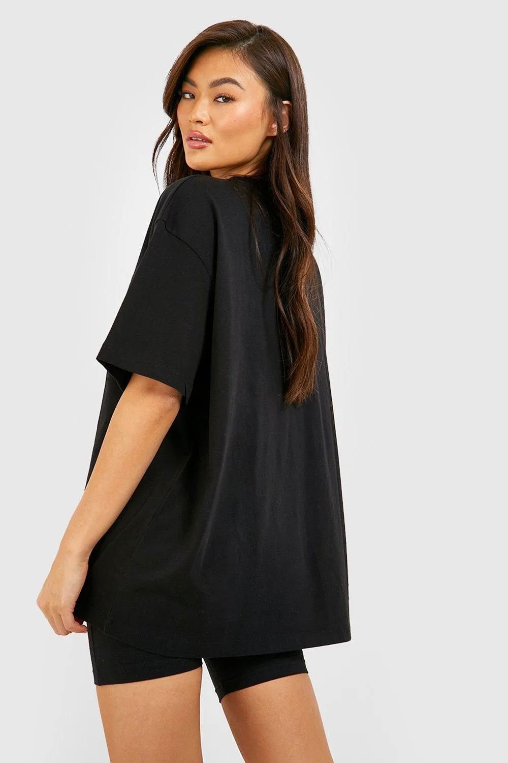 Ensemble de sport t-shirt et short cycliste