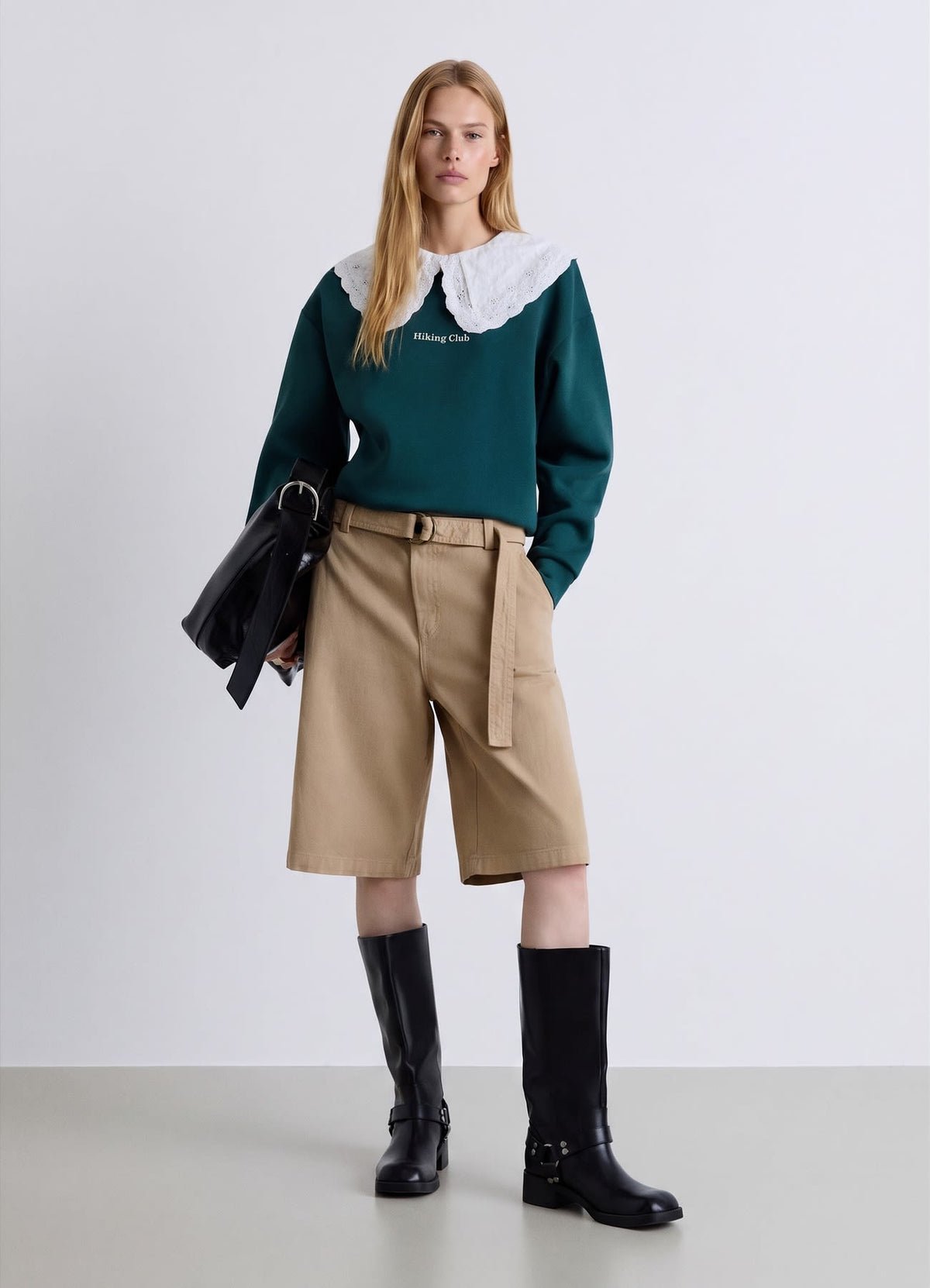 Bermuda shorts with matching belt
