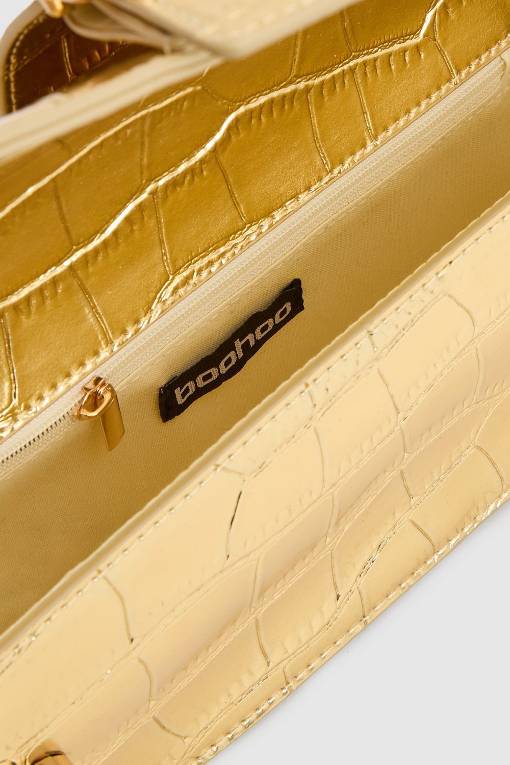 Rectangular metallic clutch bag with buckle