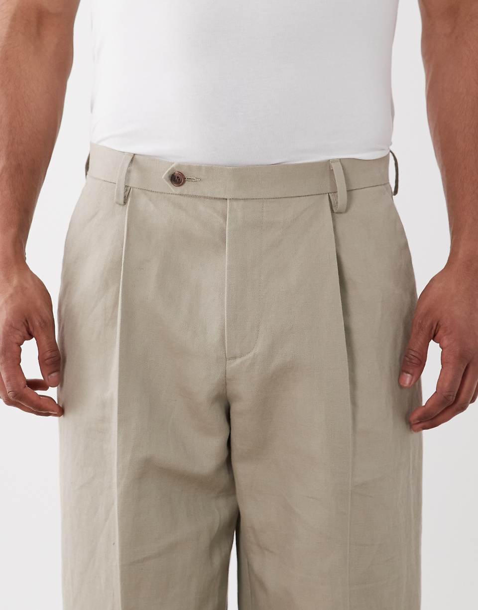 Pantalon de costume oversize fuselé en lin majoritaire - Marron clair
