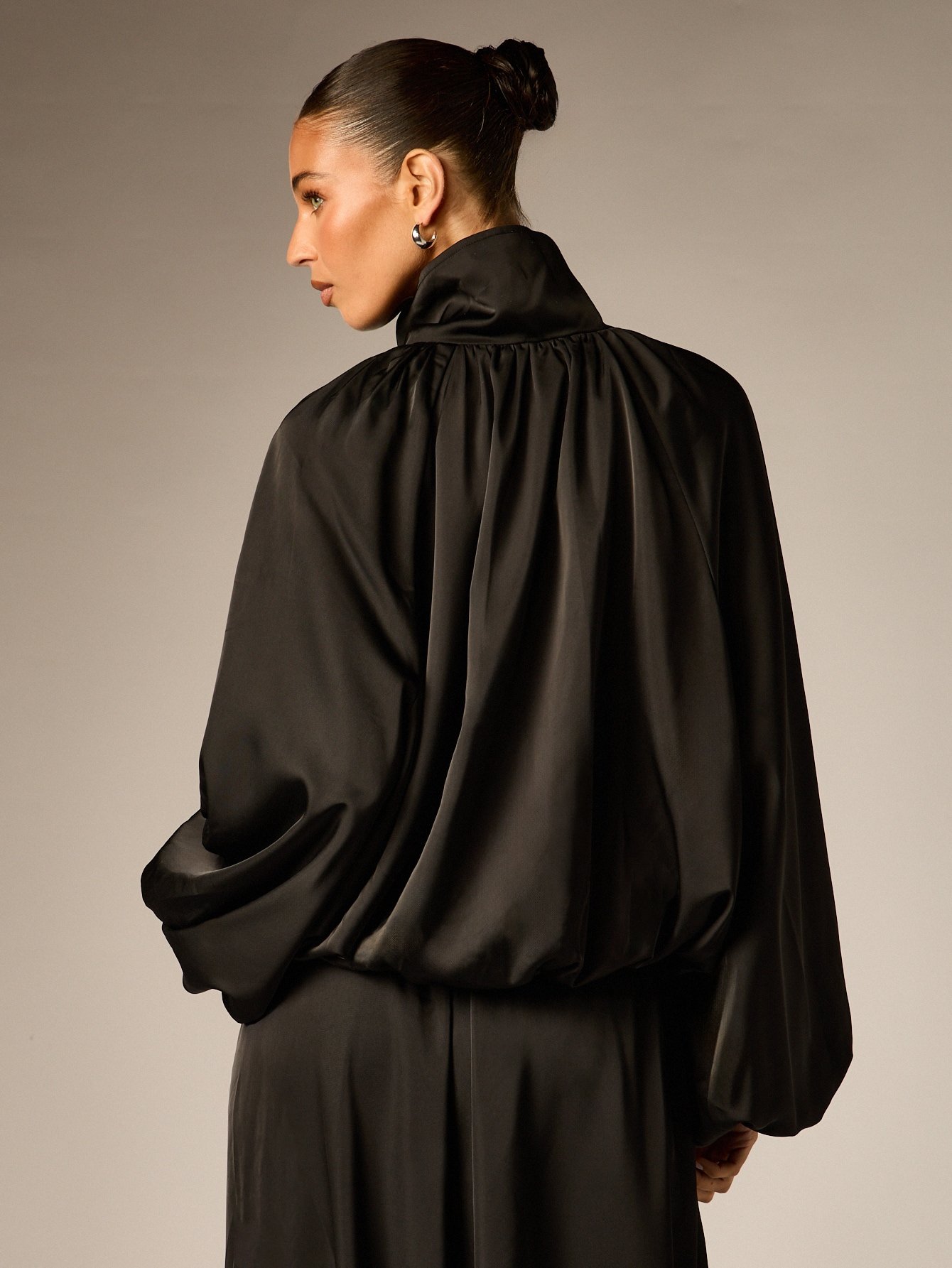 Satin kimono jacket with balloon sleeves