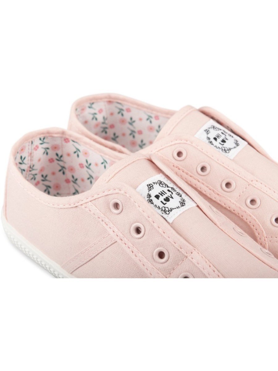 Baskets bla lacets bout byed wardi
