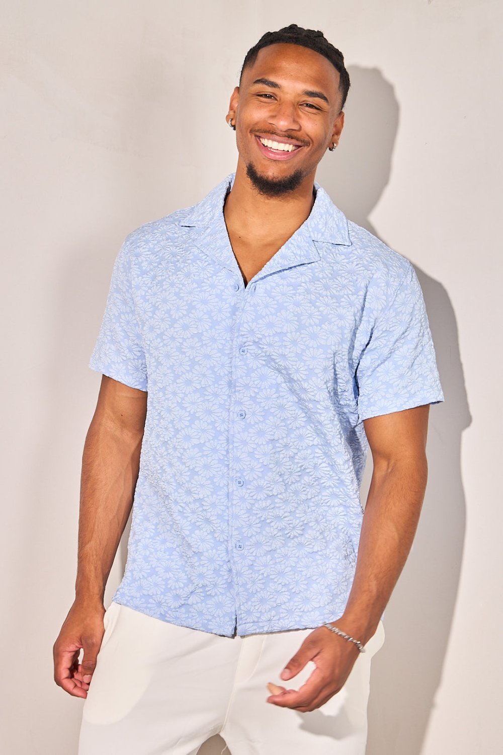Chemise ample à fleurs bleu clair