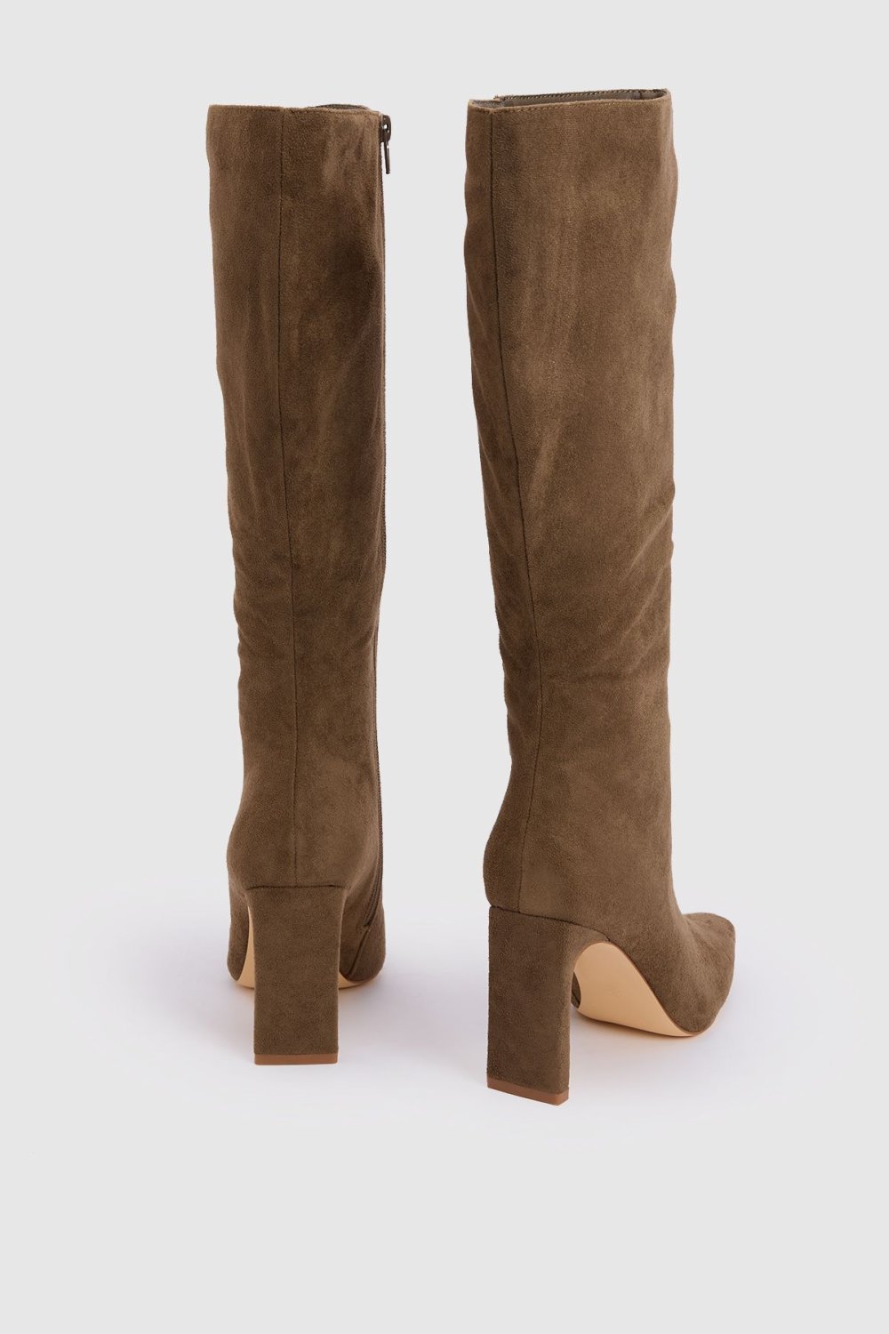 Flat knee-high boots